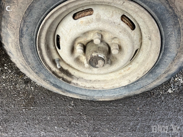 Москвич НА ЧАСТИ , снимка 11 - Автомобили и джипове - 53641235