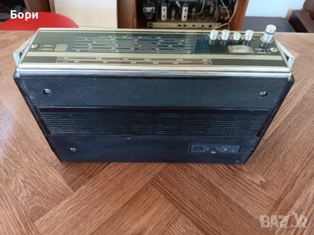 VEF Spidola 252 радио, снимка 7 - Радиокасетофони, транзистори - 49969429