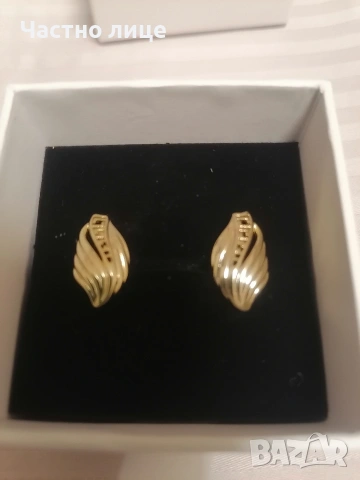 Нови! Позлатени дамски обеци 