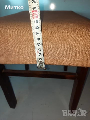 Дървени табуретки с мека тапицерия., снимка 12 - Дивани и мека мебел - 52935371