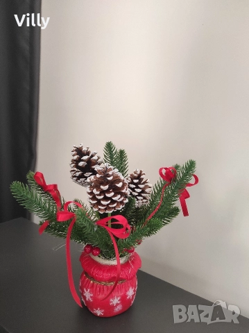 Коледна декорация - кашпа с мече и шишарки, снимка 3 - Декорация за дома - 52671009