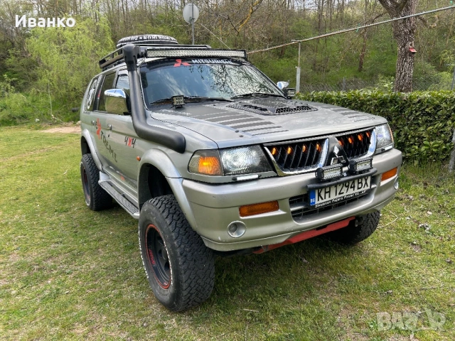 Mitsubishi pajero sport 3.0 v6 ръчка, снимка 6 - Автомобили и джипове - 53304003