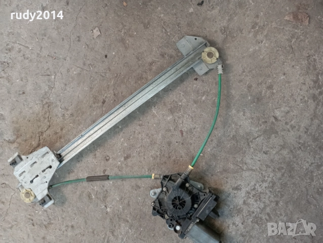 Стъклоповдигач от Пежо 807, снимка 3 - Части - 51883370