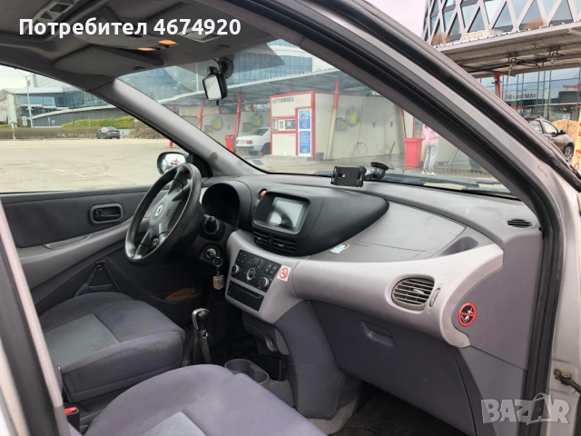 Nissan Almera Tino 2.2 dci, снимка 4 - Автомобили и джипове - 52741813