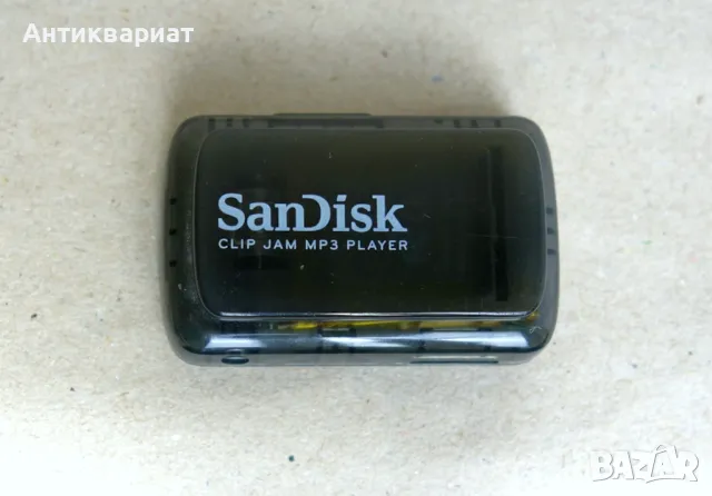 Миниатюрен плеар SanDisk Clip Jam MP3 / 8GB с microSD слот и FM радио, снимка 7 - MP3 и MP4 плеъри - 49212627