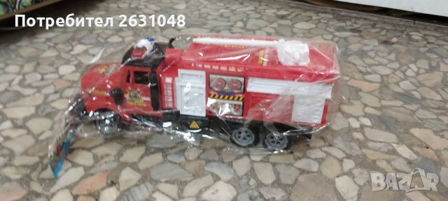 детска играчка пожарна кола, снимка 11 - Коли, камиони, мотори, писти - 45710456
