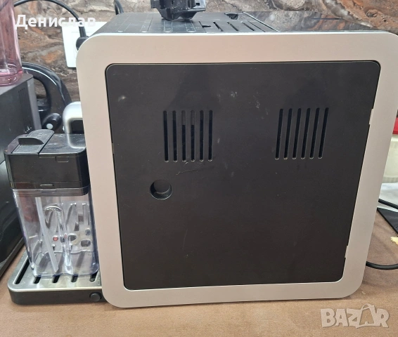 Кафеавтомат/Кафемашина Saeco Moltio, снимка 4 - Кафемашини - 53996289