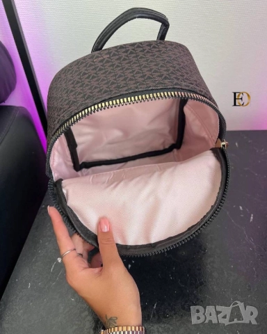 раници michael kors 29х23см, снимка 5 - Раници - 51458990