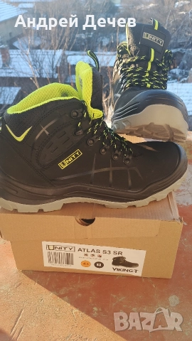 работни обувки Unity Atlas S3 с подарък раб.очила Stanley , снимка 4 - Други - 52909347