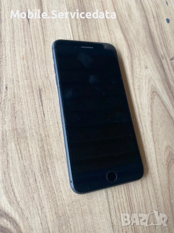 Apple iPhone 8 Plus за части – работещ, но с неработещ дисплей