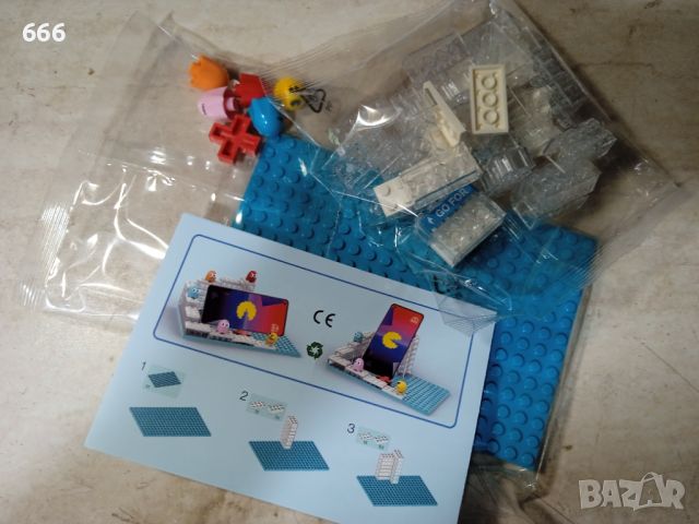 PAC-MAN Lego стойка за телефон, снимка 3 - Други - 46401223
