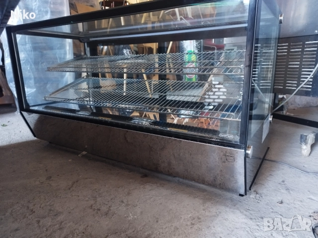 Хладилна витрина Metro Professional , снимка 6 - Хладилни витрини и фризери - 52480926