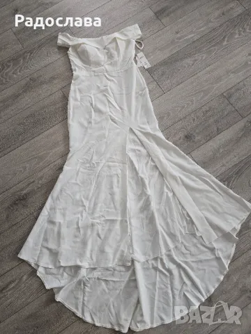 Булчинска рокля