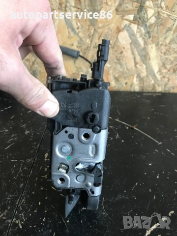 Заключващ механизъм за предна дясна RHD врата за Peugeot 308 (2007-2012) 567151, снимка 3 - Части - 53621926