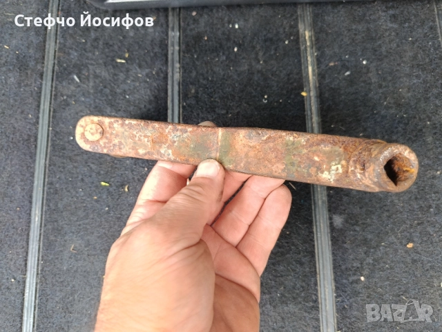 Манивела , снимка 3 - Антикварни и старинни предмети - 51680130