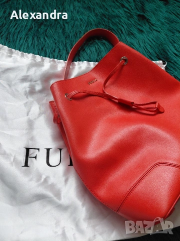 Червена чанта Furla, снимка 7 - Чанти - 54087143