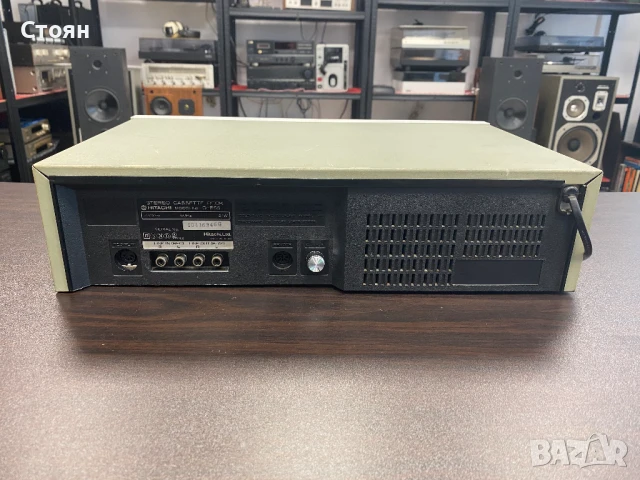 Касетен дек Hitachi, снимка 9 - Декове - 51368279