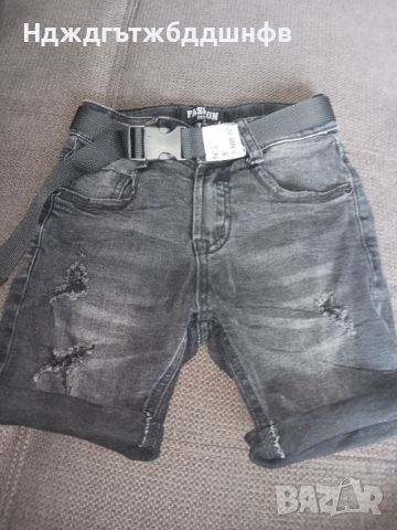 Черни дънкини панталони 4 години, снимка 1 - Детски къси панталони - 45779971