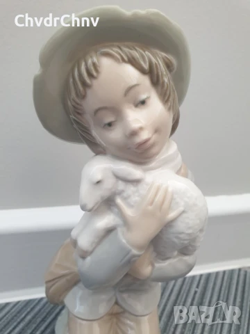 NAO Lladro Zaphir статуетка 23см/НАО ЛАДРО ЗАФИР испанска порцеланова фигура/момче-овчарче с агне, снимка 5 - Статуетки - 51161356