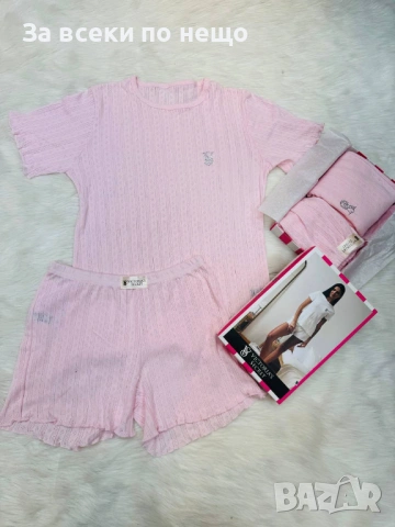 Victoria's Secret Дамска Лятна Пижама - Горнище С Къс Ръкав И Къси Панталони - 5 Цвята Код SK470, снимка 2 - Пижами - 53028121