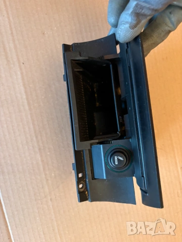 Пепелник за Шкода Супърб/Skoda Superb 1