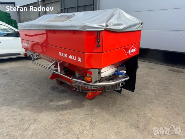 Торачка Kuhn Axis 40.1W с кантар, снимка 3 - Селскостопанска техника - 51805191