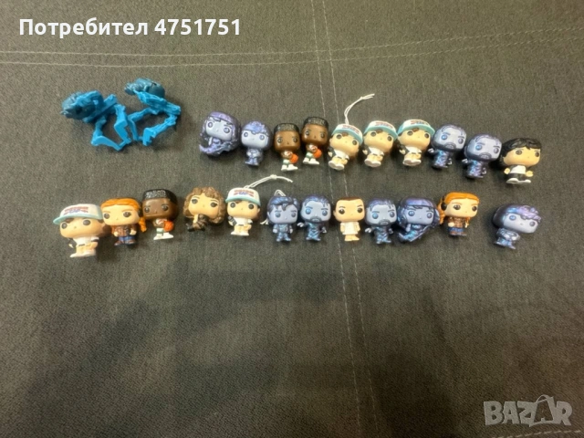 Продавам kinder joy фигурки Stranger Things