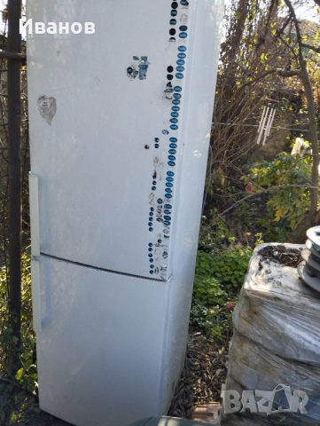 Продавам хладилник със фризер Самсунг, висок 2м. работещ., снимка 2 - Хладилници - 52789161