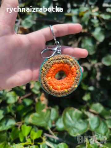 Плетена поничка - ключодържател, снимка 8 - Други - 50413607