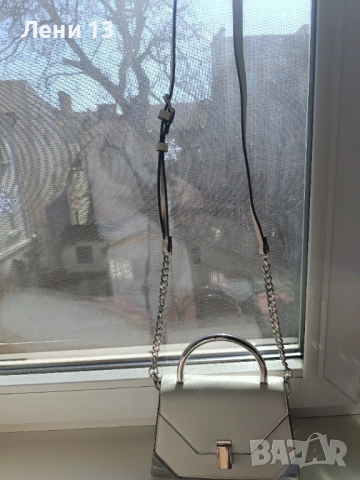 Оригинална бяла чанта Aldo , снимка 2 - Чанти - 53766228