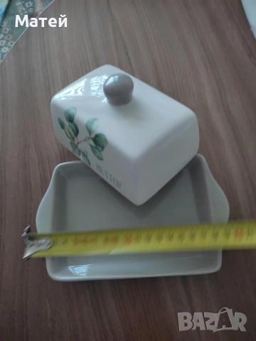 Порцеланова кутия за сервиране на краве масло, снимка 2 - Кутии за храна - 52260599