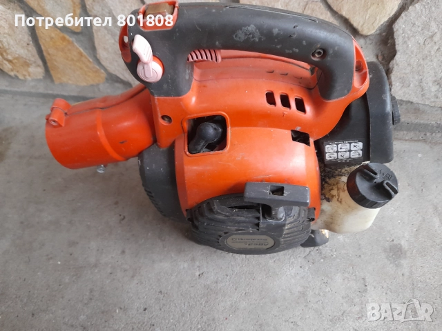 Бензинова духалка Husqvarna , снимка 2 - Градинска техника - 52869300
