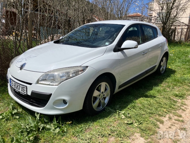 Renault Megane 1.5 Dci 110k.c., снимка 12 - Автомобили и джипове - 53731884