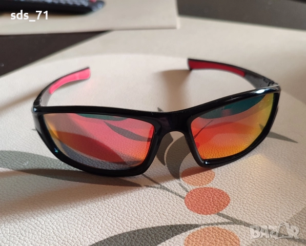 мъжки слънчеви очила Polarizet ,цвят лещи хамелеон с преобладавщо червено 20 лв