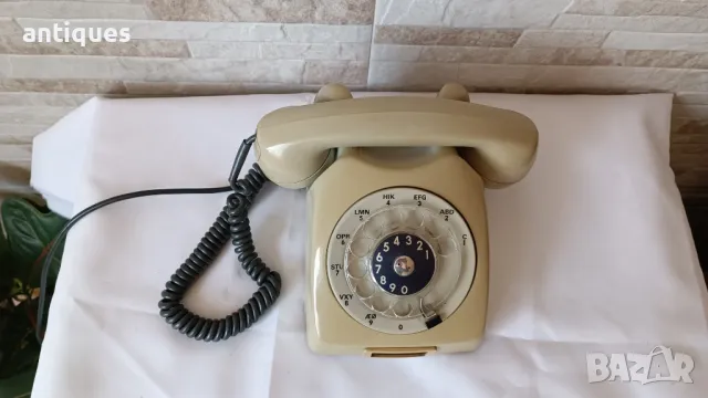 Стар телефон с шайба - GNT Automatic - 1970" година, снимка 2 - Антикварни и старинни предмети - 50192037
