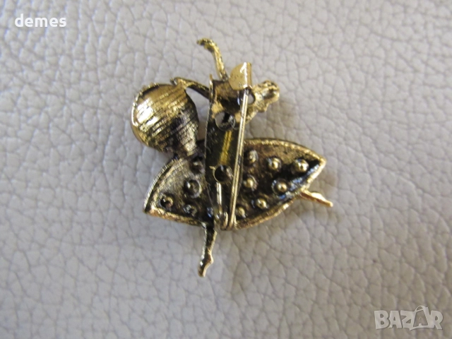 Брошка-балерина от първокласен балтийски кехлибар, снимка 3 - Колиета, медальони, синджири - 52596301