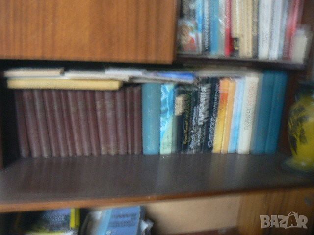 Книги-Домашна библиотека, снимка 11 - Художествена литература - 45572707