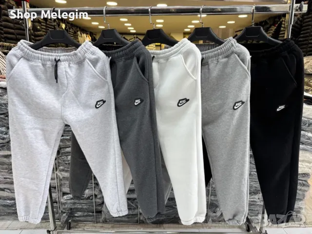 Nike мъжко долнище, снимка 1 - Спортни дрехи, екипи - 47510590