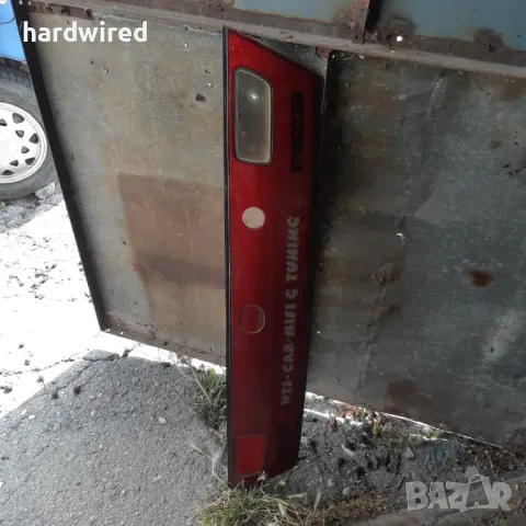 Пластмаса и светлини заден капак Мазда 323