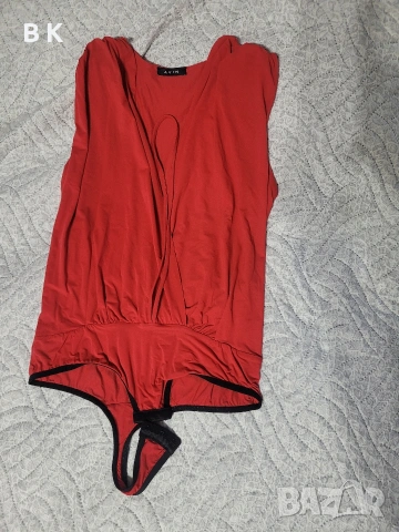 боди и пола-панталон на AVIN , снимка 3 - Панталони - 53764066