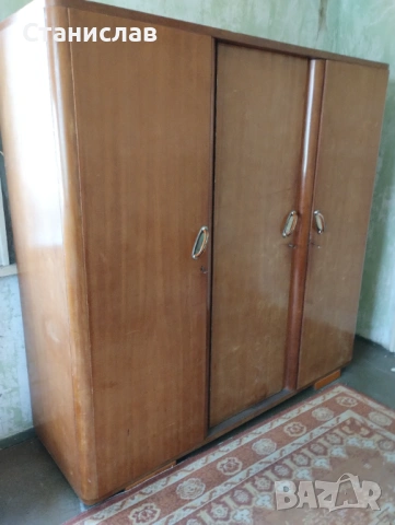 Подарявам стари мебели