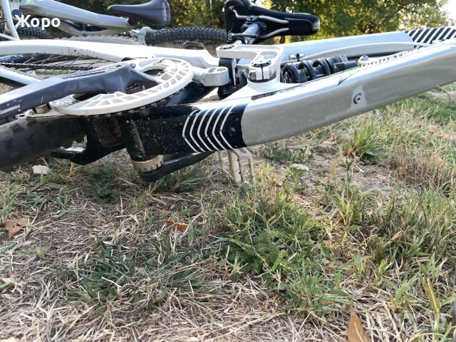 YT Tues 26” size M, снимка 5 - Велосипеди - 54163964