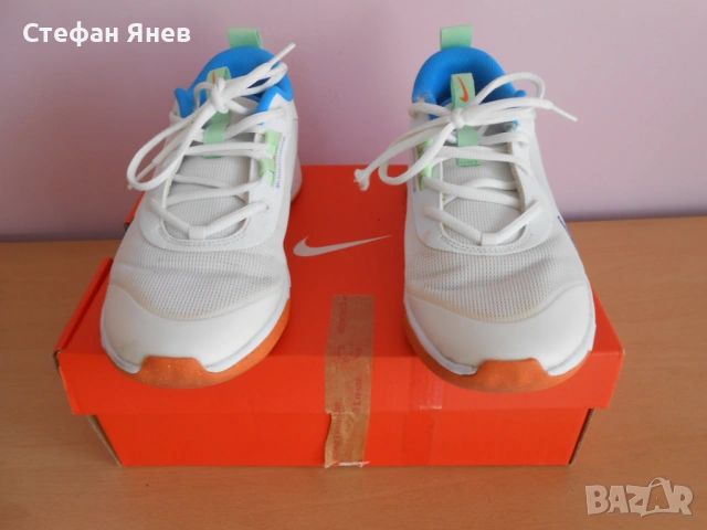 Дамски маратонки Nike