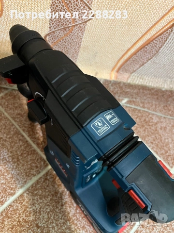 Нов-модел Бош BOSCH Professional GBH 18V-24 C, SDS , с 6А батерия,, снимка 2 - Бормашини - 53571342