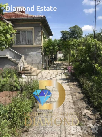 Двуетажна къща в село Черна гора, обл. Стара Загора