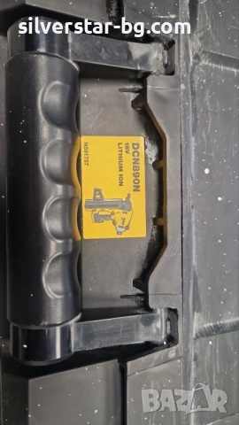 Пистолет за пирони Dewalt, снимка 9 - Други инструменти - 53633202