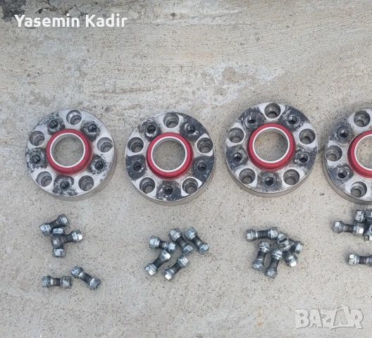 Гуми Continental с джанти за Land Rover, снимка 4 - Гуми и джанти - 51361142