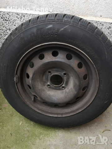 продавам гуми 