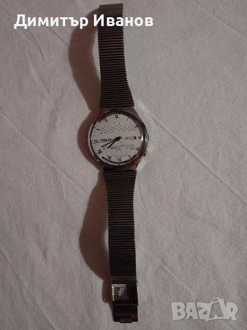 Ракета вечен календар, съветски механичен часовник с ръчно навиване. В много добро състояние. , снимка 8 - Мъжки - 53194462