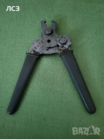 клещи за сваляне на изолация